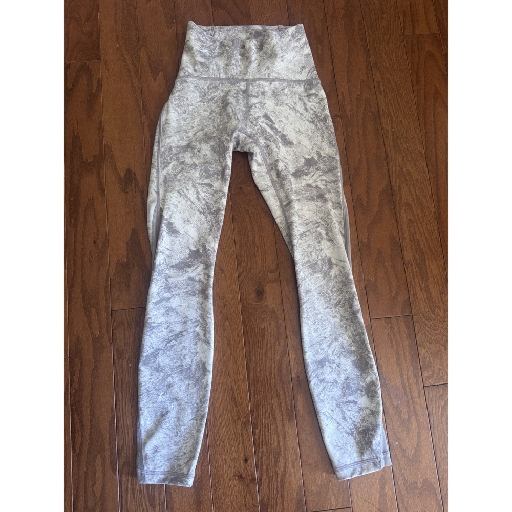 Lululemon‎ Wunder Under High Rise Leggings Gray Marble Print Size 2 Yoga